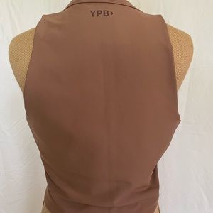 YPB sculptLUX Plunge Henley Slim Tank Size L